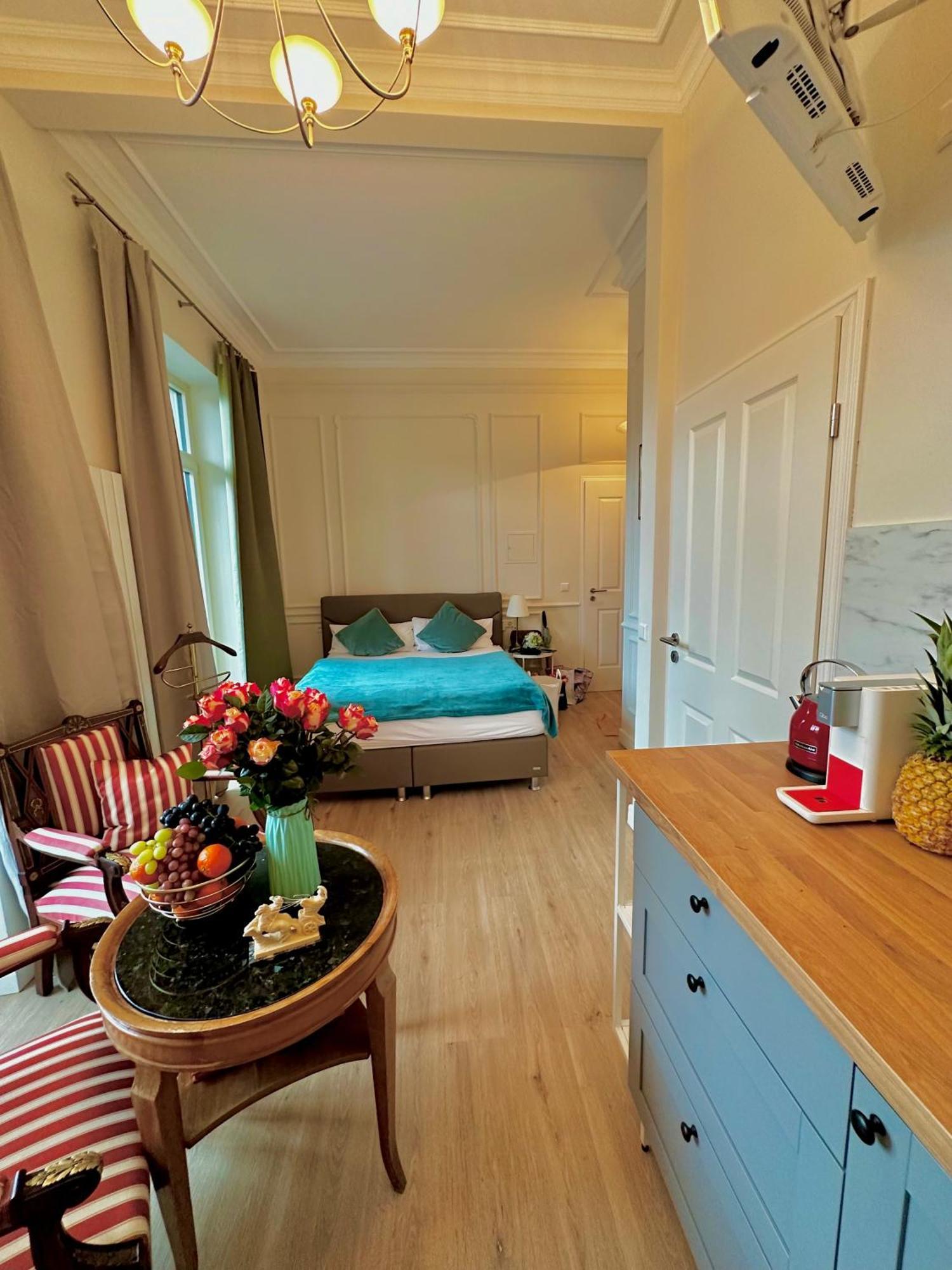 Hirsch Appartements Baden-Baden Eksteriør bilde